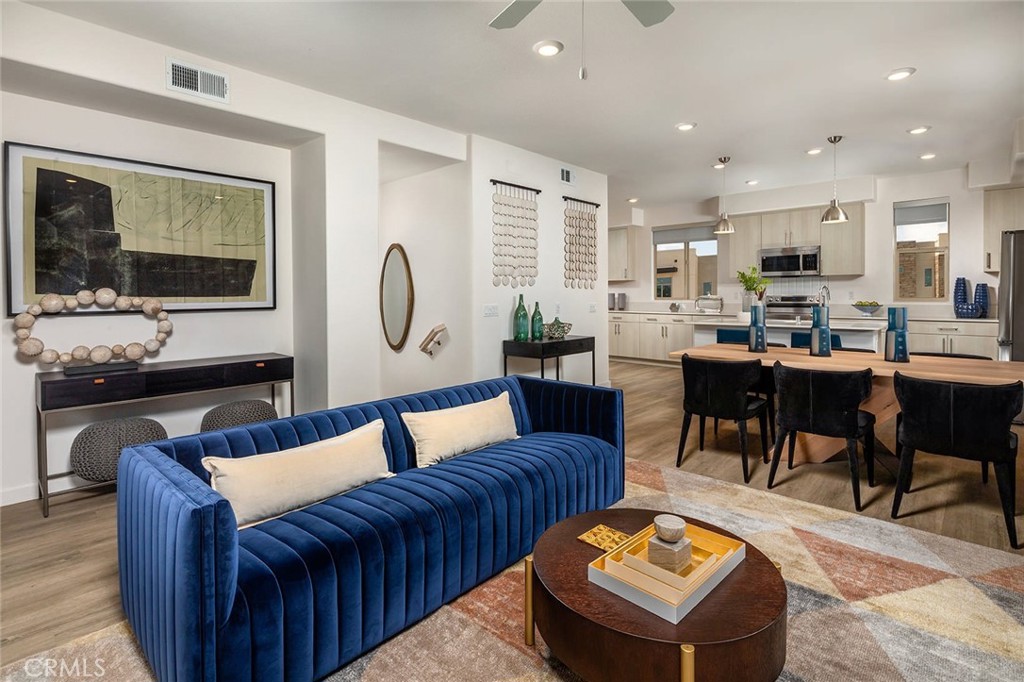 1582 W Maddison Way, San Pedro, CA 90732