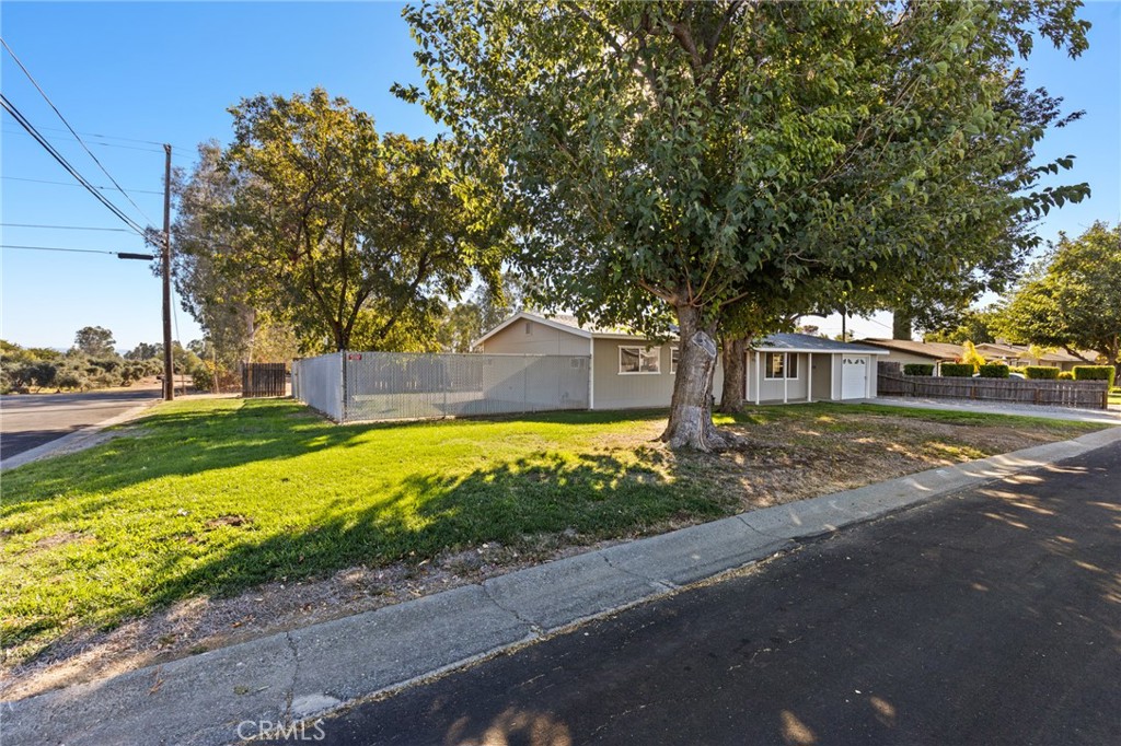 627 El Paso, Corning, CA 96021