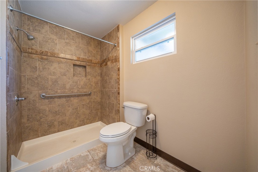 3500 Pioneer, Redding, CA 96001