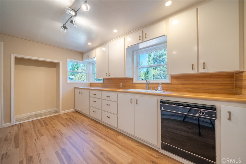 3500 Pioneer, Redding, CA 96001