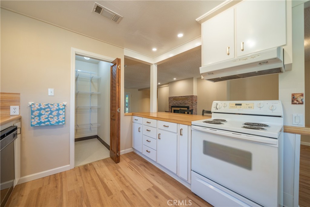 3500 Pioneer, Redding, CA 96001