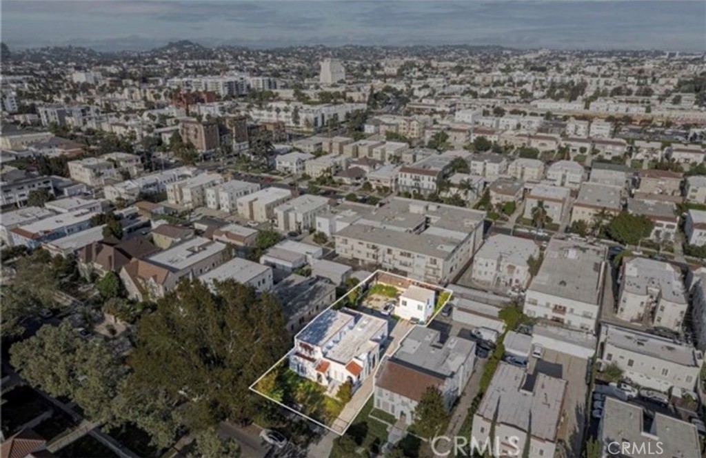 144 S Catalina, Los Angeles, CA 90004