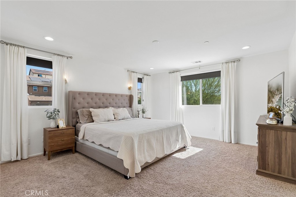 13422 Red Hawk Drive, Sylmar, CA 91342