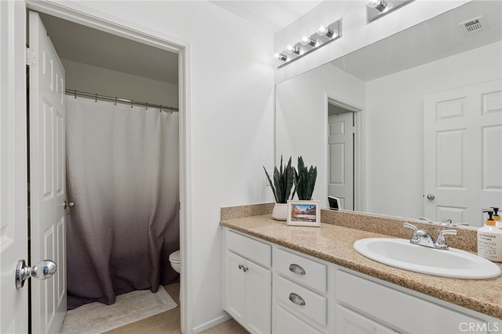 13422 Red Hawk Drive, Sylmar, CA 91342