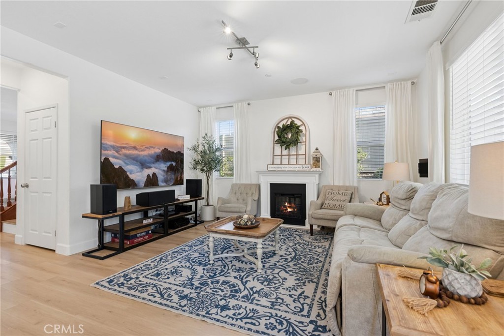 13422 Red Hawk Drive, Sylmar, CA 91342