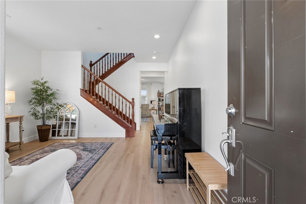 13422 Red Hawk Drive, Sylmar, CA 91342