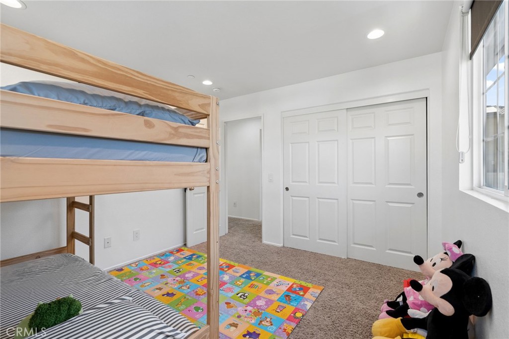 13422 Red Hawk Drive, Sylmar, CA 91342