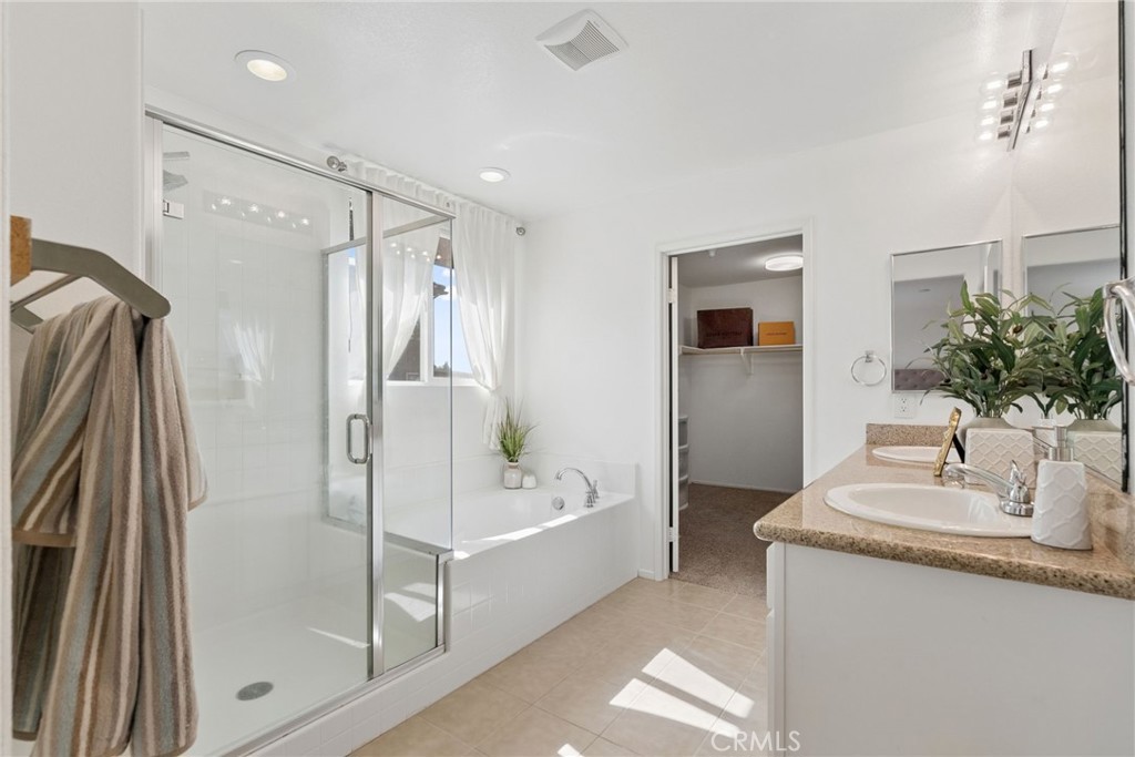 13422 Red Hawk Drive, Sylmar, CA 91342