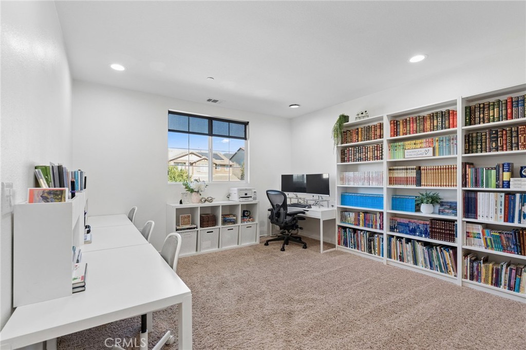 13422 Red Hawk Drive, Sylmar, CA 91342