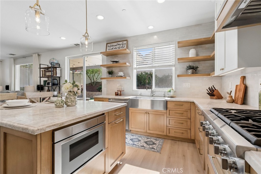 13422 Red Hawk Drive, Sylmar, CA 91342