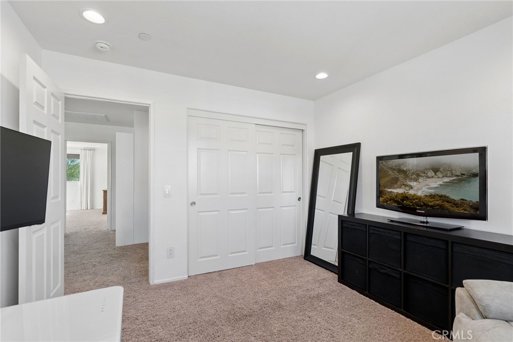 13422 Red Hawk Drive, Sylmar, CA 91342