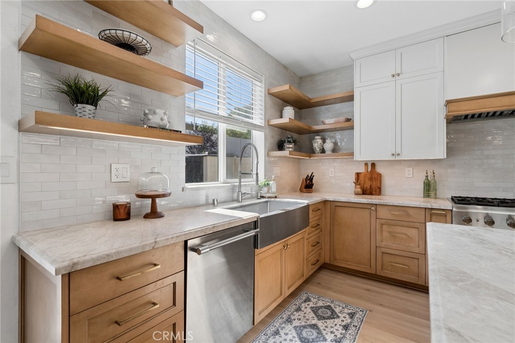 13422 Red Hawk Drive, Sylmar, CA 91342