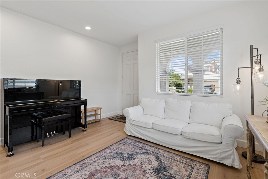 13422 Red Hawk Drive, Sylmar, CA 91342