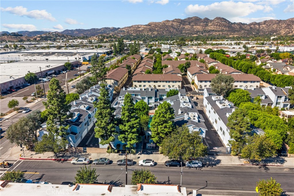 9915 Variel Avenue, #22, Chatsworth, CA 91311