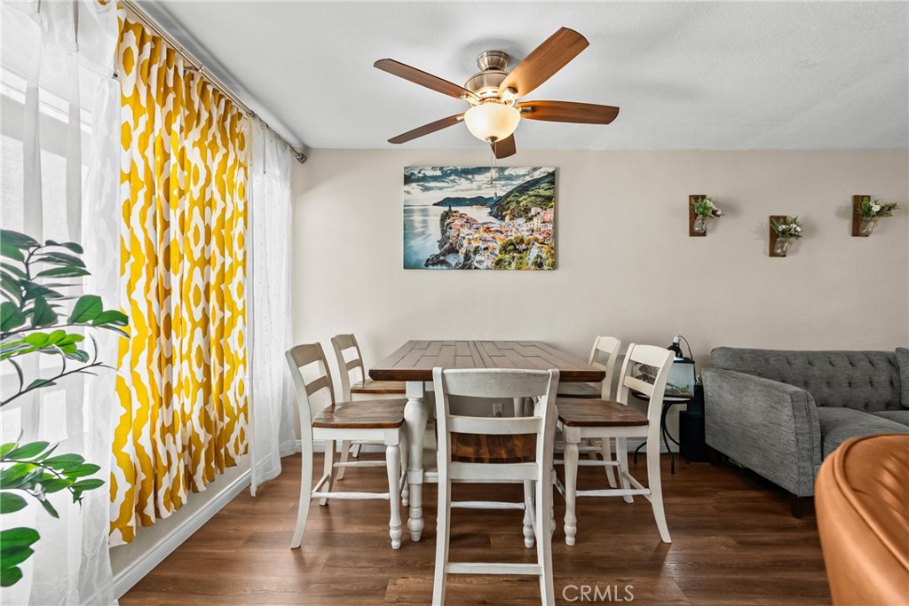 9915 Variel Avenue, #22, Chatsworth, CA 91311
