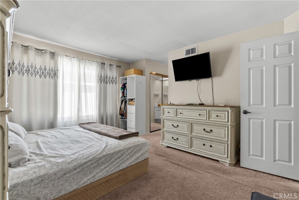 9915 Variel Avenue, #22, Chatsworth, CA 91311