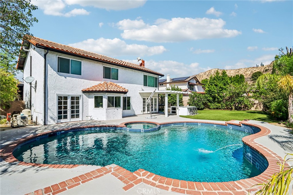 18879 Brasilia Drive, Porter Ranch, CA 91326