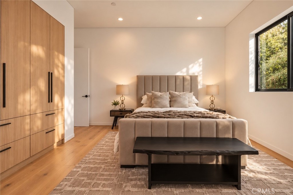 22816 Erwin, Woodland Hills, CA 91367