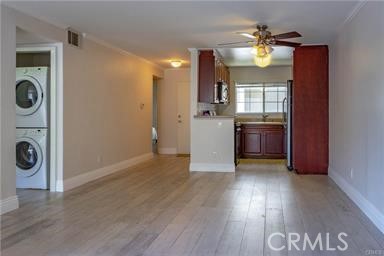 21450 Burbank, #219, Woodland Hills, CA 91367