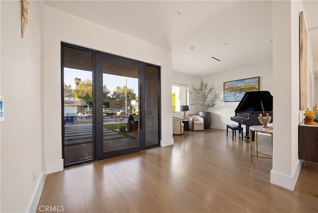 17646 Stare Street, Northridge, CA 91325