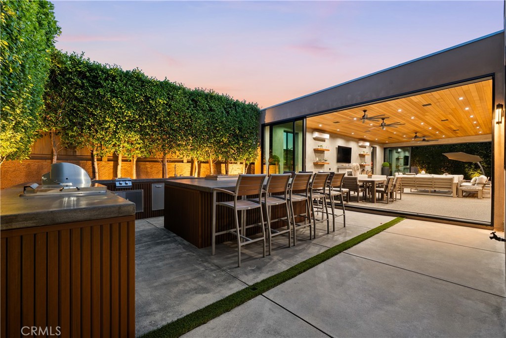 17646 Stare Street, Northridge, CA 91325