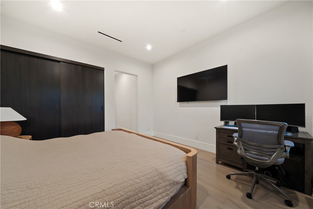 17646 Stare Street, Northridge, CA 91325