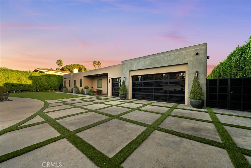 17646 Stare Street, Northridge, CA 91325