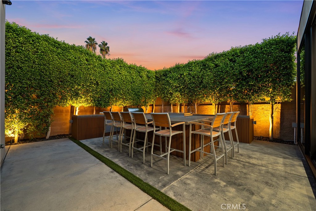 17646 Stare Street, Northridge, CA 91325