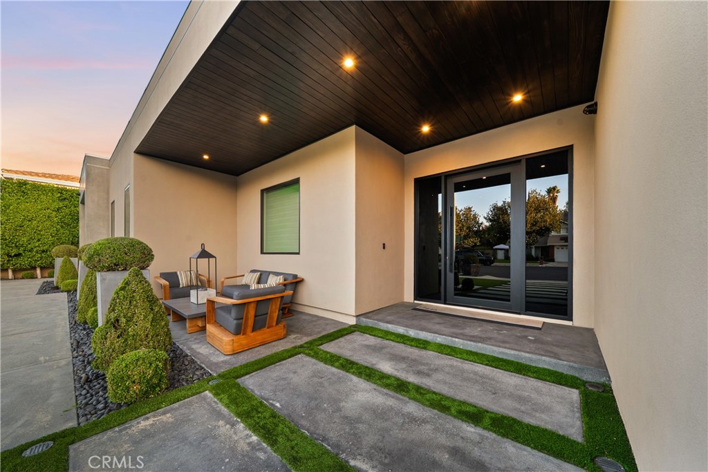 17646 Stare Street, Northridge, CA 91325