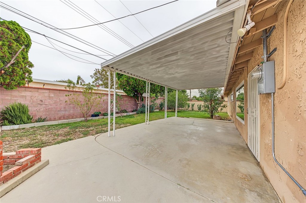 44650 2nd Street E, Lancaster, CA 93535