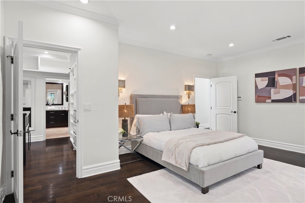 15014 Valleyheart, Sherman Oaks, CA 91403