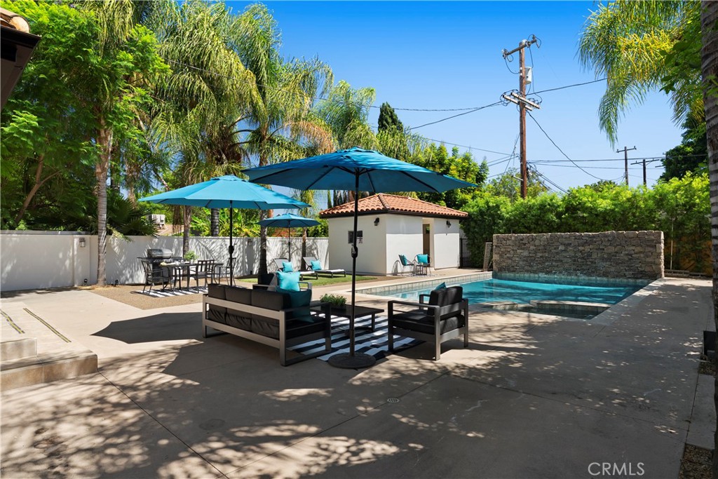 15014 Valleyheart, Sherman Oaks, CA 91403