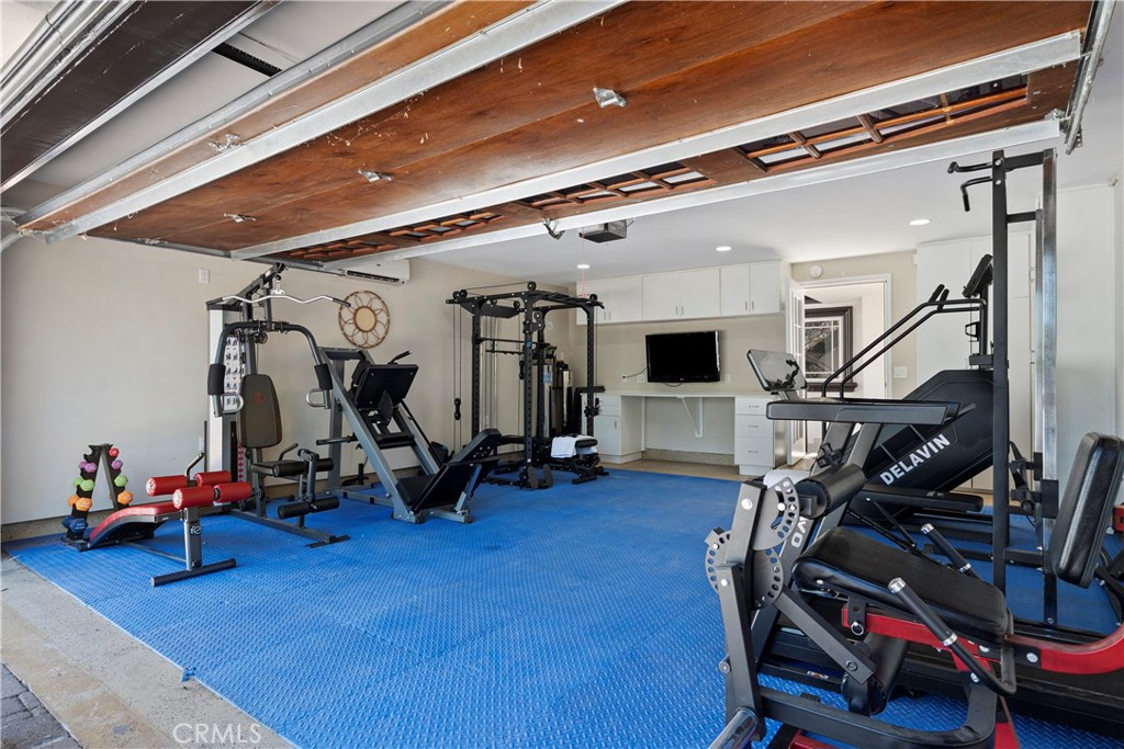 15014 Valleyheart, Sherman Oaks, CA 91403