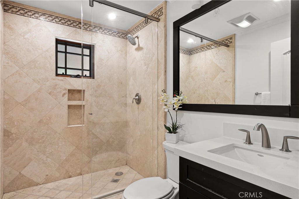 15014 Valleyheart, Sherman Oaks, CA 91403
