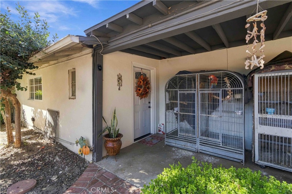 8633 Zelzah, Northridge, CA 91325
