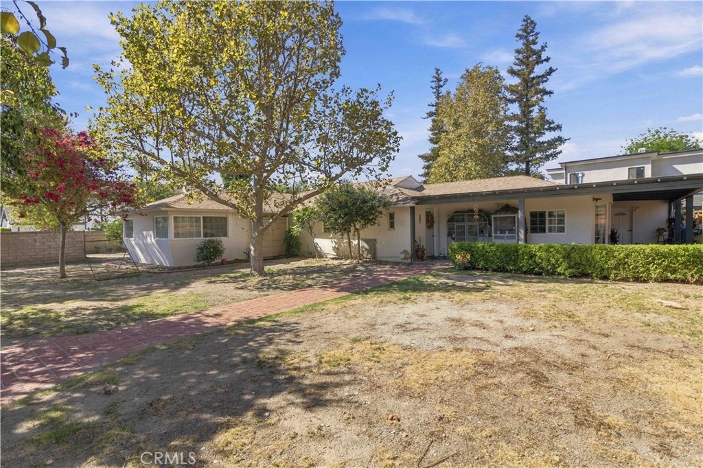 8633 Zelzah, Northridge, CA 91325