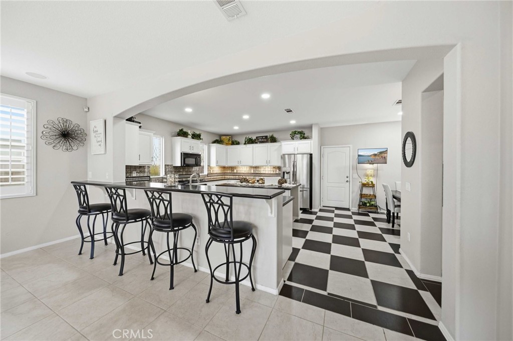 3253 Vahn Lane, Lancaster, CA 93536
