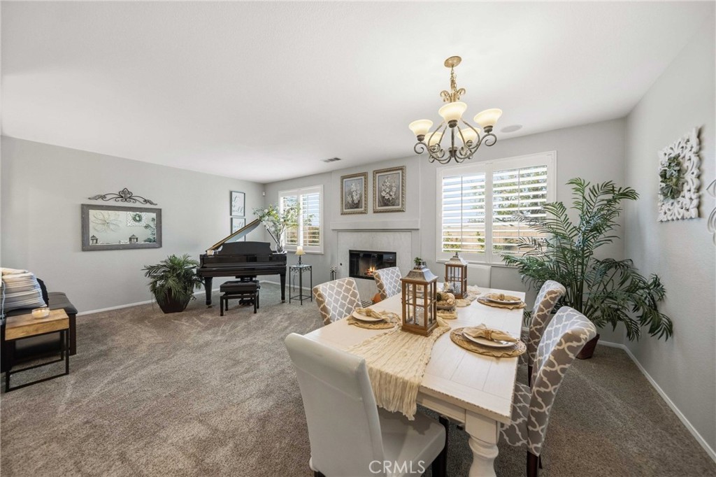 3253 Vahn Lane, Lancaster, CA 93536 3253 Vahn Lane, Lancaster, CA 93536