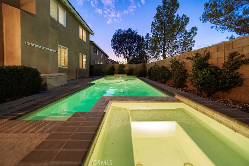 3253 Vahn Lane, Lancaster, CA 93536
