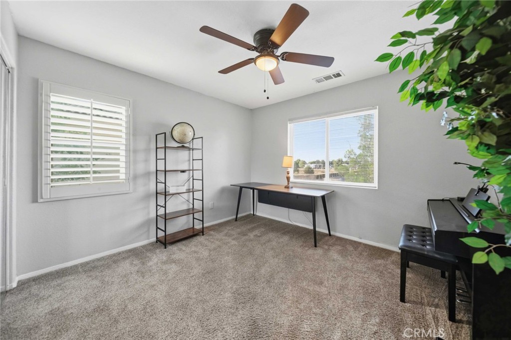 3253 Vahn Lane, Lancaster, CA 93536