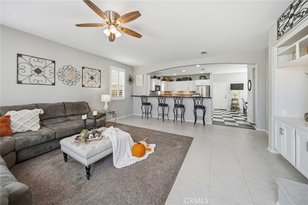 3253 Vahn Lane, Lancaster, CA 93536