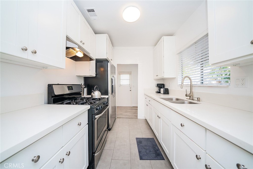 409 W Harvard, Glendale, CA 91204 409 W Harvard, Glendale, CA 91204