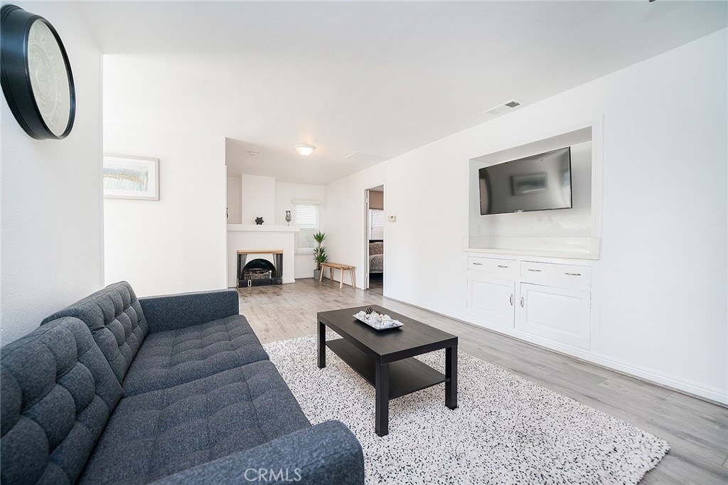 409 W Harvard, Glendale, CA 91204 409 W Harvard, Glendale, CA 91204