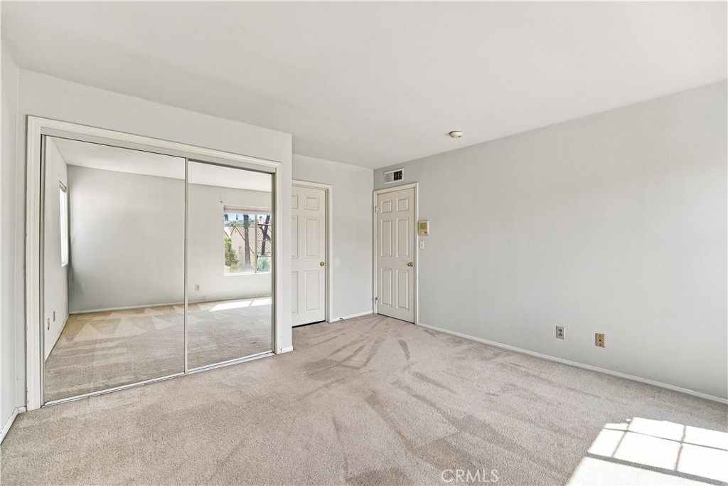 7436 Bobbyboyar Avenue, West Hills, CA 91307