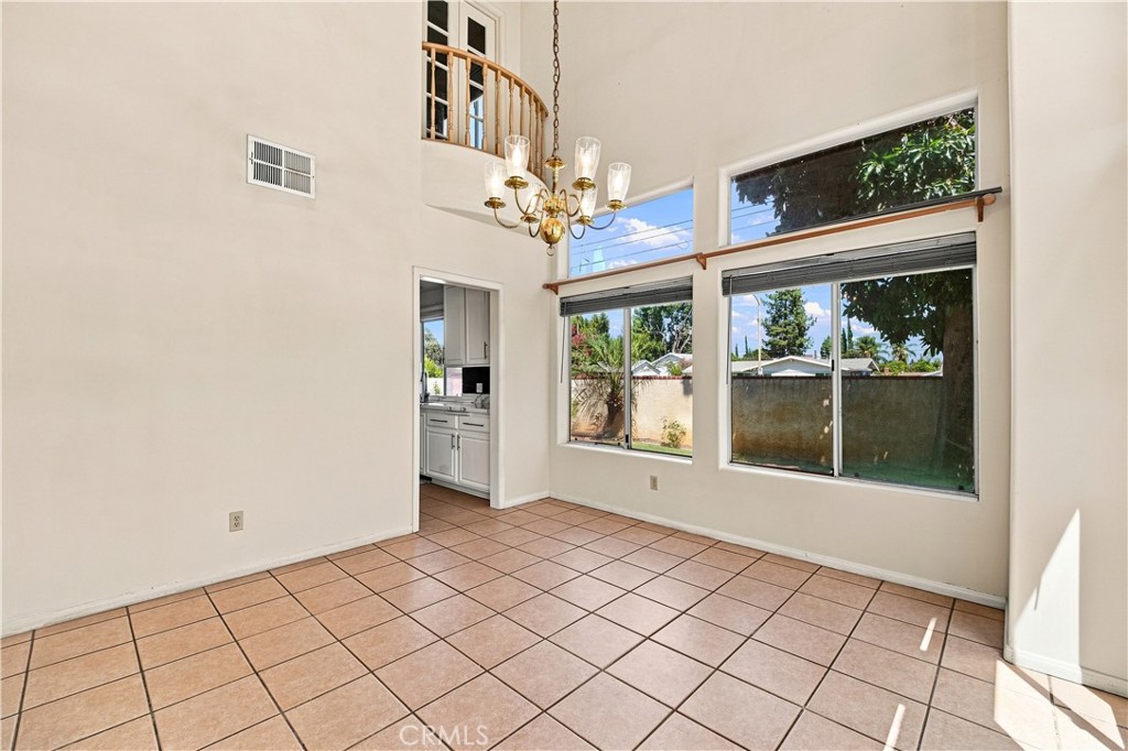 7436 Bobbyboyar Avenue, West Hills, CA 91307