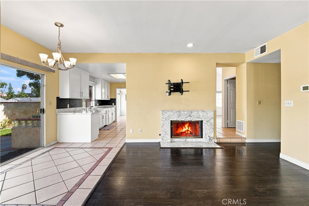 7436 Bobbyboyar Avenue, West Hills, CA 91307