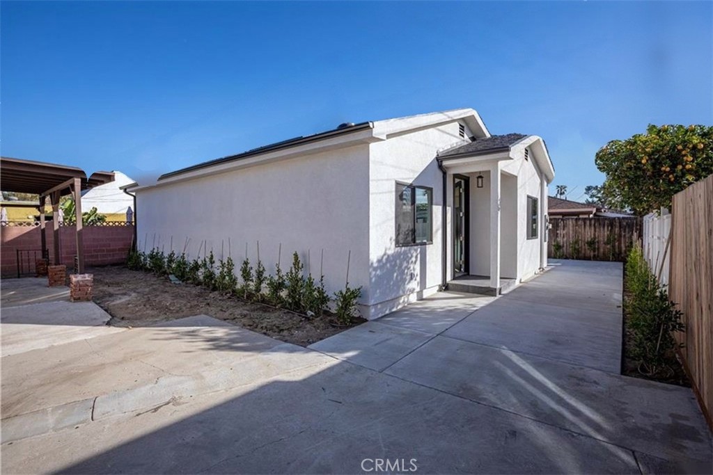 2008 N Rose Street, Burbank, CA 91505