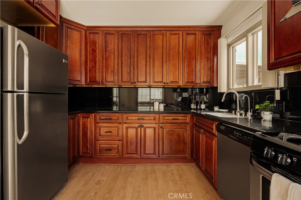 2008 N Rose Street, Burbank, CA 91505