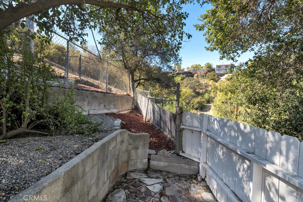 4559 Ensenada Drive, Woodland Hills, CA 91364