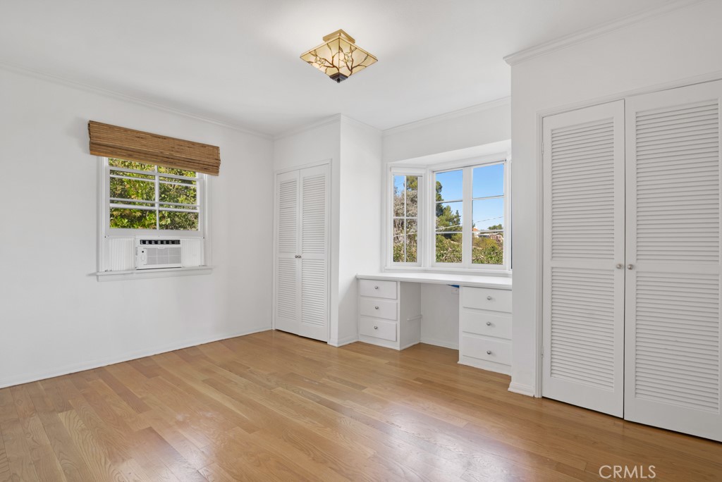 4559 Ensenada Drive, Woodland Hills, CA 91364